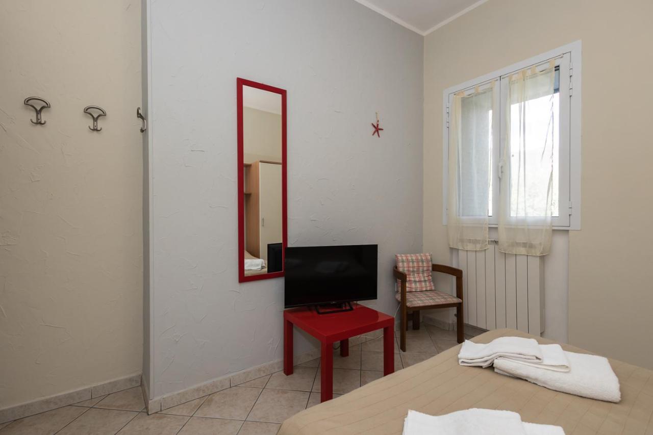 Veggia Butega Villa Diano San Pietro Buitenkant foto